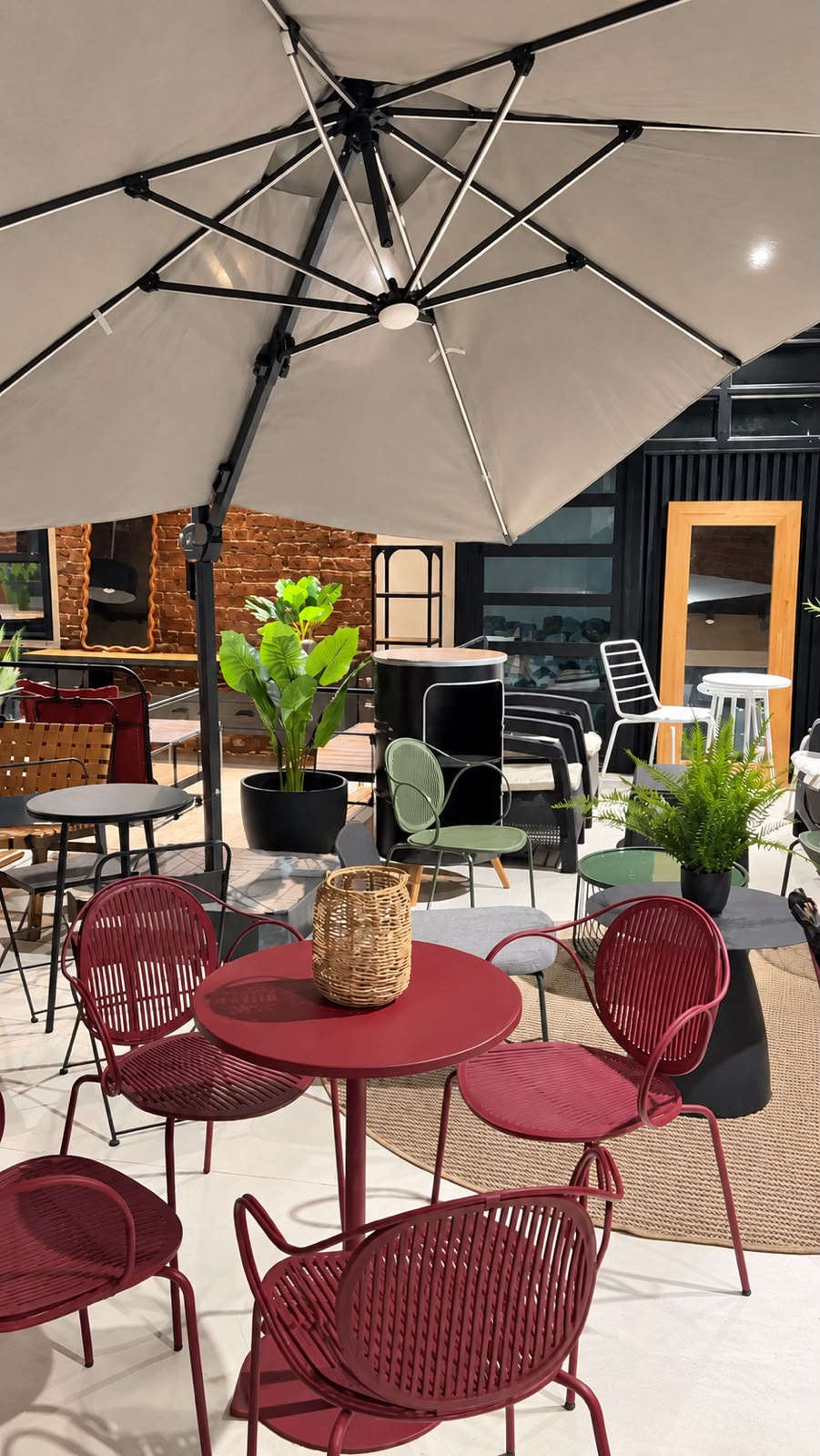Sombrilla Florencia con LED Solar